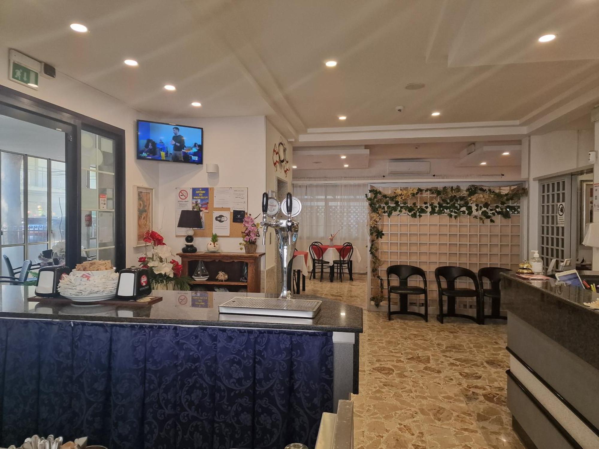 רימיני Hotel Annamare מראה חיצוני תמונה